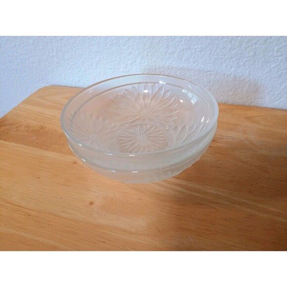 Daisy Etched Flower Glass Candy Dish Set Of 2 - Picture 4 of 5